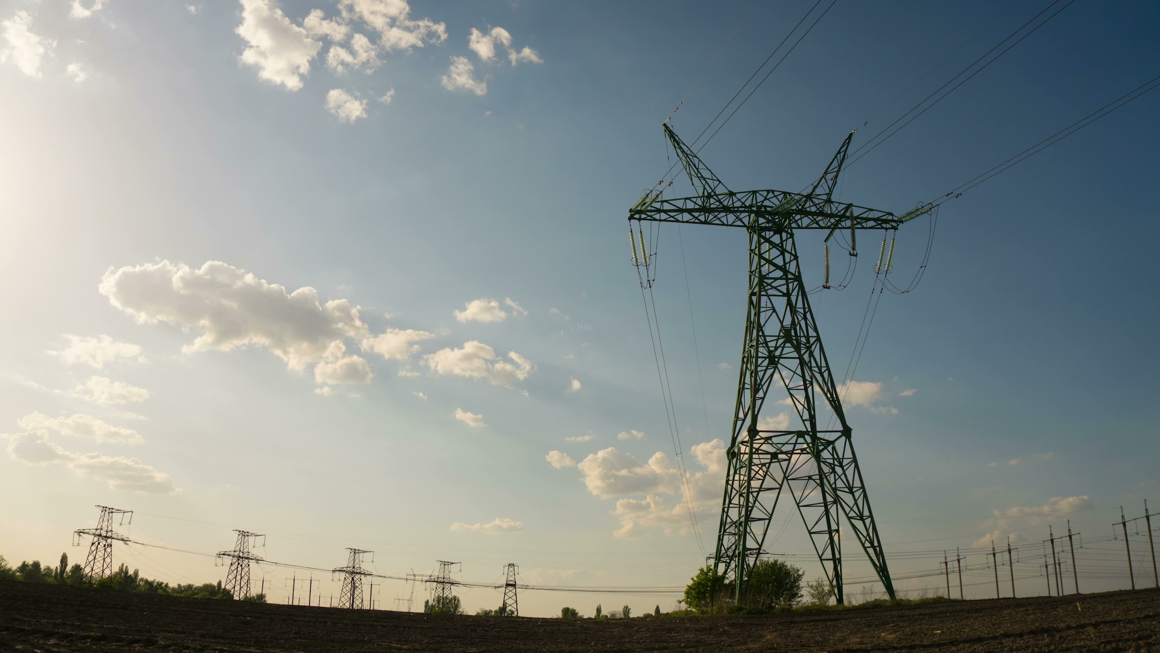 區(qū)域能源互聯(lián)網(wǎng) 配電網(wǎng)發(fā)展的高級(jí)形態(tài)